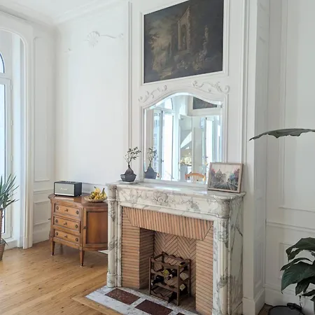 Apartmán Charming T2 With Balcony In Lille-centre